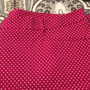 Lane Bryant pink and white 22 Capri pants